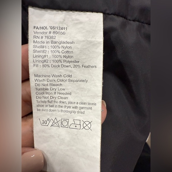 Timberland Men's Olive Green Puffer. - Picture 10 of 10